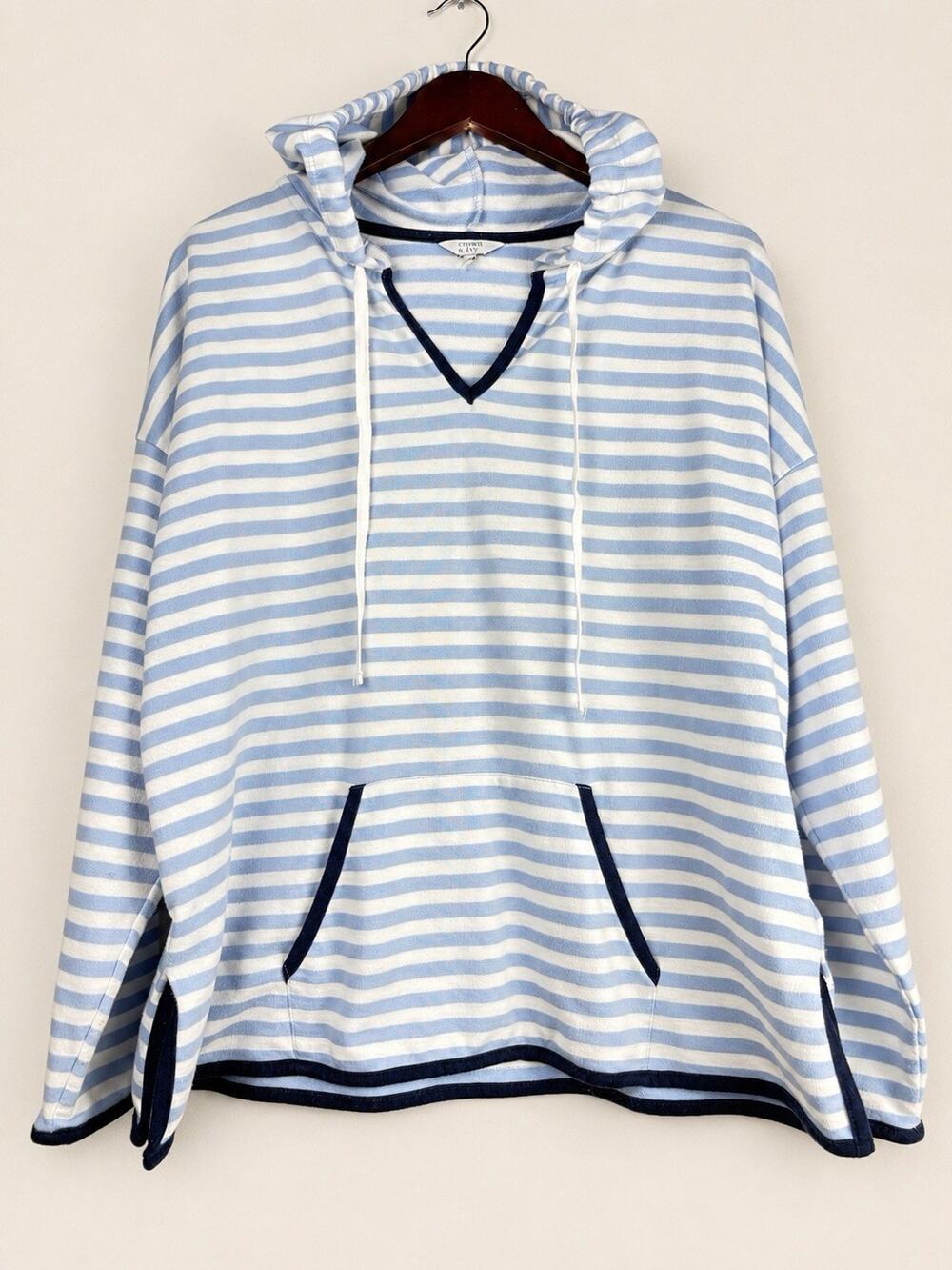 Crown & Ivy Women’s Sz PXL Hoodie Blue White Striped French Terry V-Neck Petite